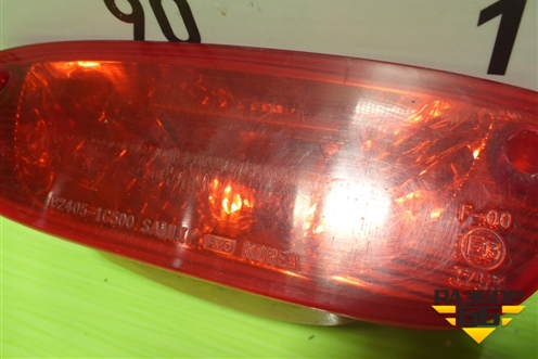 Фонарь противотуманный задний (924051С500) для Hyundai Getz с 2002г