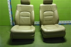 Сиденья передние для Toyota Land Cruiser (200) с 2008г
