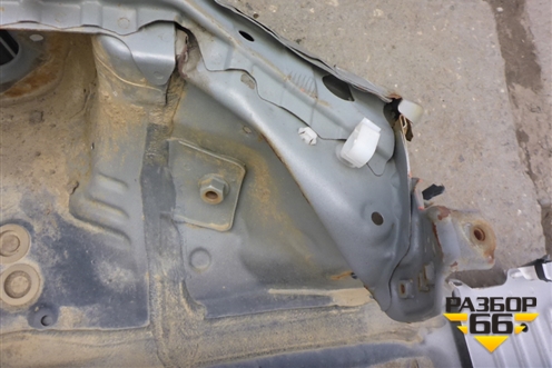 Лонжерон передний правый для Toyota Auris с 2006-2012г