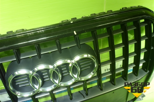 Решетка радиатора (после 2012г под парктроник) (8R0853651R) для Audi Q5 c 2008-2017г (Ку 5)