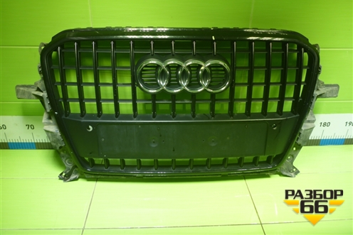 Решетка радиатора (после 2012г под парктроник) (8R0853651R) для Audi Q5 c 2008-2017г (Ку 5)