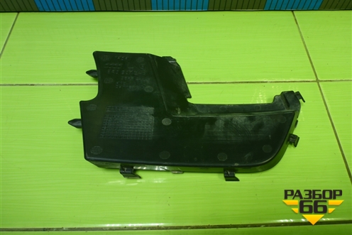 Заглушка в передний бампер левая (8R0807245) для Audi Q5 c 2008-2017г