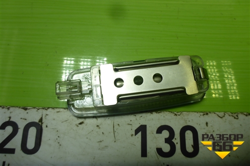 Плафон салонный передний (под козырьком) (4E0947105A) для Audi Q5 c 2008-2017г