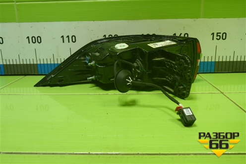 Фонарь задний наружный правый (8894315893) для Geely Monjaro с 2021г