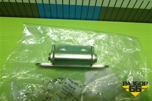 Петля двери багажника (новая) (1062003335) для Geely Emgrand (X7) с 2013г
