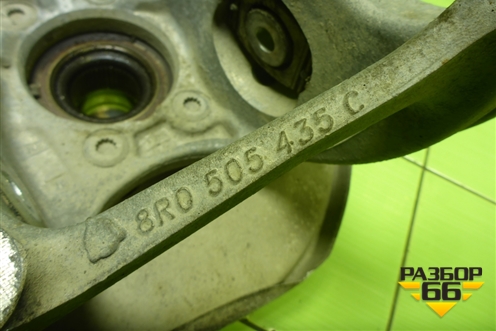 Кулак задний левый (8R0505435C) для Audi Q5 c 2008-2017г