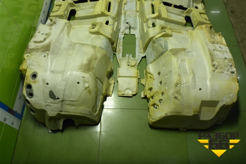 Покрытие напольное (8R1863021A) для Audi Q5 c 2008-2017г