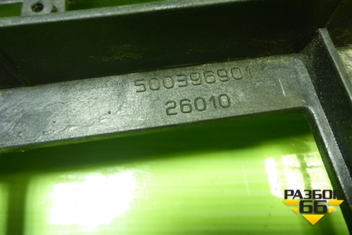 Кронштейн блока предохранителей  (500396901) для Iveco  Stralis с 2002-2006г