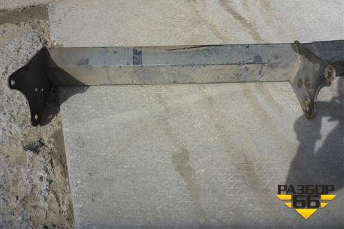 Усилитель переднего бампера  (710W416155073) для Sitrak  C7H