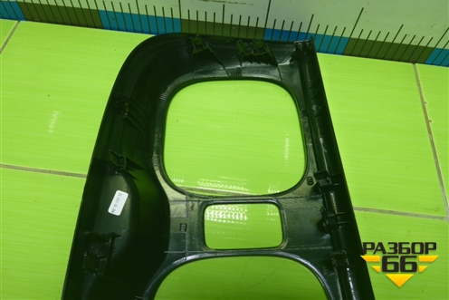 Рамка фонаря правого (новая) (5401380XKV4AA) для Haval H9 с 2024-2025г