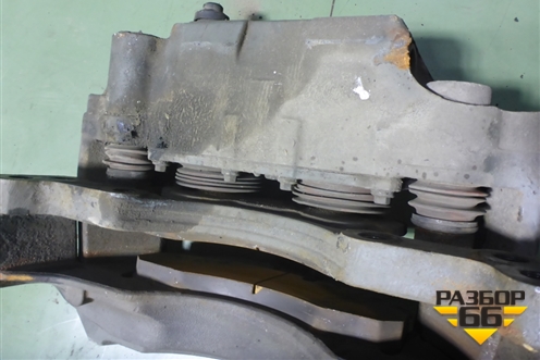 Суппорт передний правый (AZ4007443008) для Sitrak  C7H
