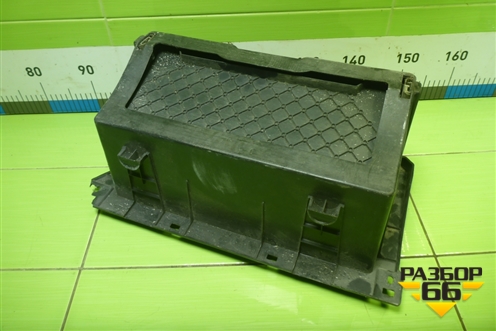 Бардачок  (812W637450040) для Sitrak  C7H