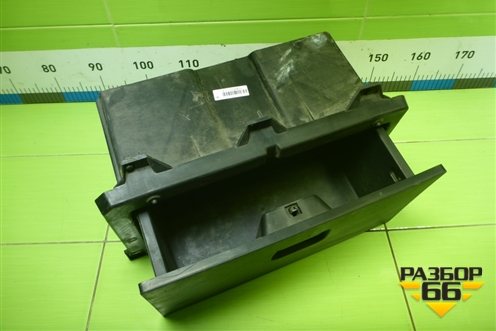 Бардачок  (812W637450040) для Sitrak  C7H