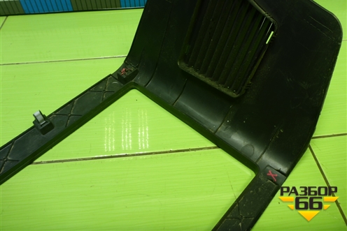 Накладка на торпедо  (812W614700060) для Sitrak  C7H