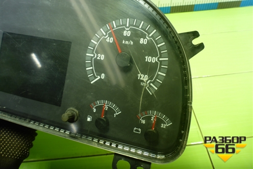 Щиток приборов (WG9716582244) для Sitrak  C7H