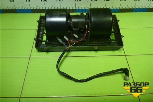 Моторчик отопителя (811W619420003) для Sitrak  C7H