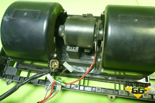 Моторчик отопителя (811W619420003) для Sitrak  C7H