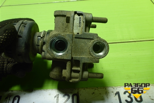 Клапан ускорительный (WG9719360032) для Sitrak  C7H
