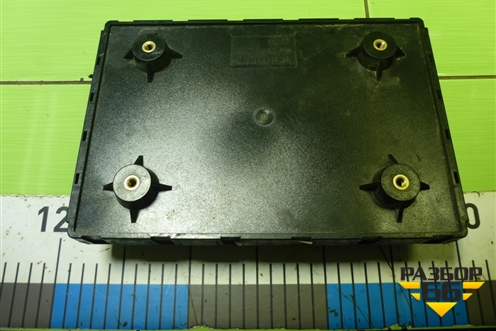 Блок предохранителей салонный (WG9716582301) для Sitrak  C7H