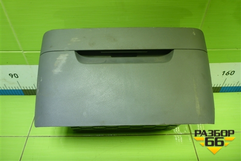 Бардачок  (5303050C6202) для Sitrak  C7H