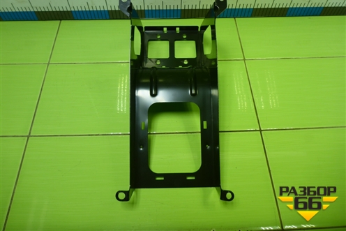 Кронштейн  консоли (811W613405055) для Sitrak  C7H