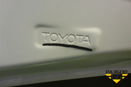 Капот (53301KK011) для Toyota Hilux с 2015г