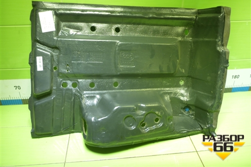 Покрытие напольное  (правая часть) (810W628600777) для Sitrak  C7H