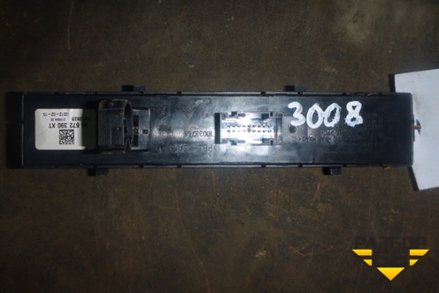 Модуль кнопок (6490W7) для Peugeot 3008 с 2010-2016г