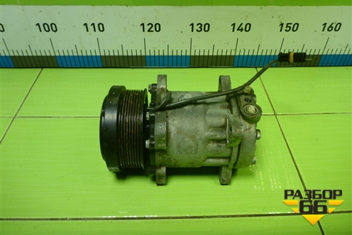 Компрессор кондиционера (200V779707028) для Sitrak  C7H