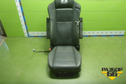 Сиденье левое для Sitrak  C7H