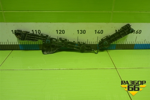 Кронштейн заднего бампера правый (5257533130) для Toyota Camry V70 с 2017г