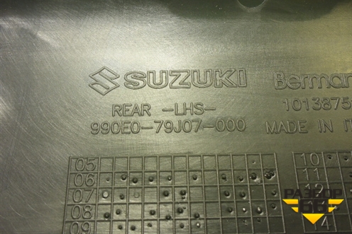 Накладка двери задней левой (Новая) (990E079J07000) для Suzuki SX4 с 2006-2013г