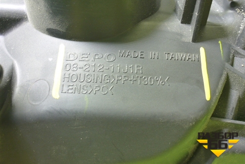 Фара правая (Новый дубликат) (81170-33400) (8117033400) для Toyota Camry CV3 с 2001-2006г