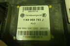 Моторчик стеклоподъёмника передний левый (0130822467) для Volkswagen Tiguan с 2007-2011г