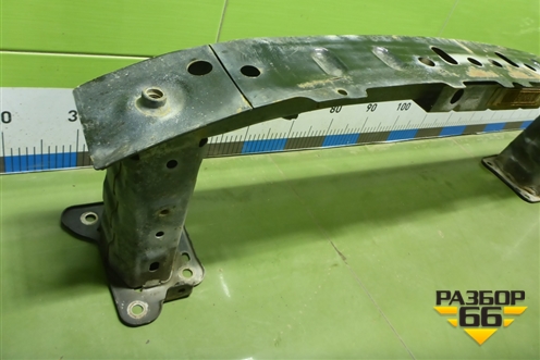 Усилитель переднего бампера (8V41S108K61AB) для Ford Focus 2 с 2008-2011г