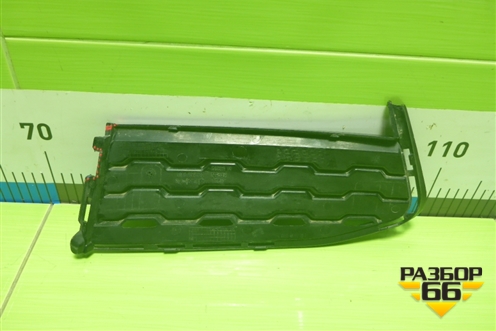 Решетка в передний бампер левая (51118061127) для BMW 7-серия G11/G12 с 2015г