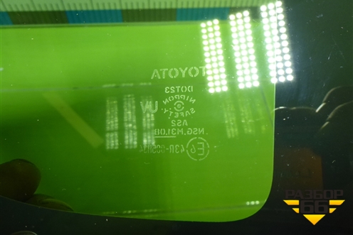 Стекло глухое правое (6271042310) для Toyota Rav-4 с 2012-2019г