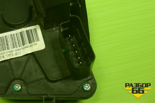 Замок двери передней левой (01861055) для Geely Coolray с 2019-2025г