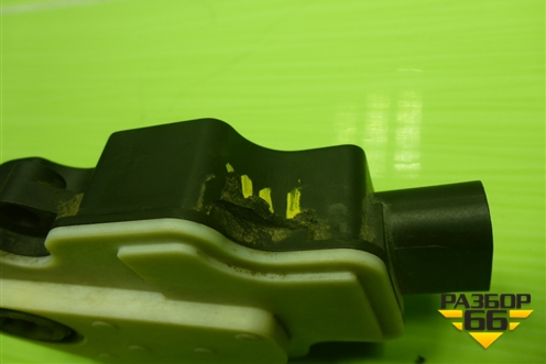 Моторчик заслонки радиатора (A24051103312) для Volvo XC90 с 2015г (ХС90)