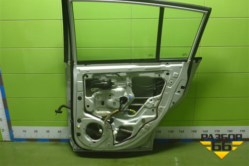 Дверь задняя правая для Nissan Tiida (C11X) с 2004-2013г