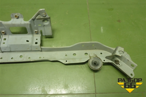 Панель передняя верхняя часть для Nissan Tiida (C11X) с 2004-2013г