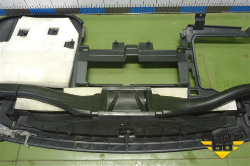 Торпедо верхняя часть (27800EL000) для Nissan Tiida (C11X) с 2004-2013г