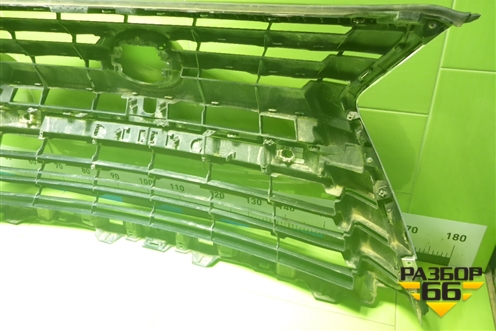 Решетка радиатора (5310160570) для Lexus LX-570 с 2015г (ЛХ)