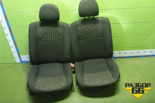 Сиденья комплект для Renault Logan с 2004-2015г