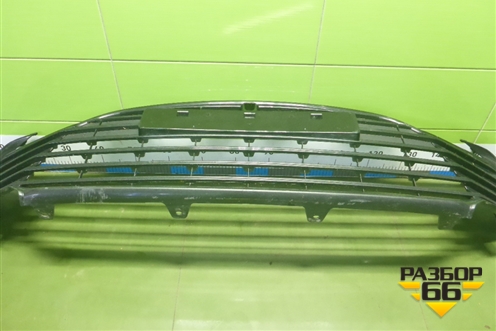 Решетка в передний бампер центральная (после 2020г) (5311306250) для Toyota Camry V70 с 2017г (Камри)