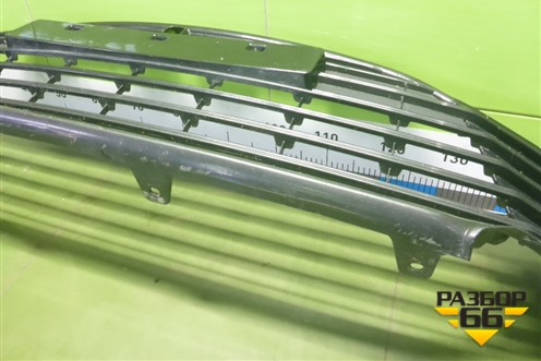 Решетка в передний бампер центральная (после 2020г) (5311306250) для Toyota Camry V70 с 2017г (Камри)