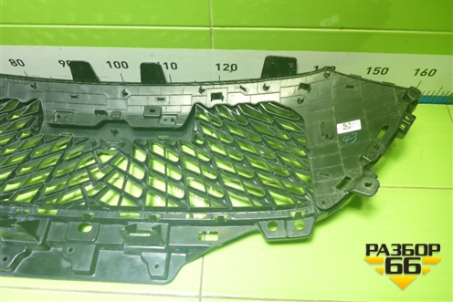 Решетка радиатора (5509100XKZ0YA) для Haval M6 с 2021г (М6)