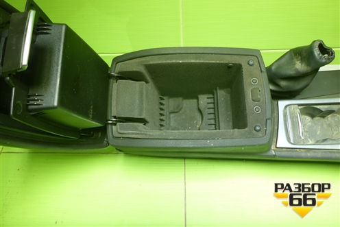 Подлокотник (BS71A045A20A) для Ford Mondeo 4 с 2006-2014г