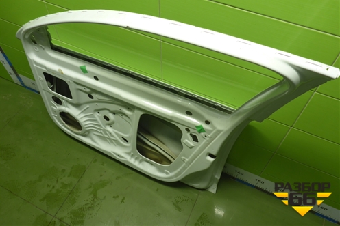 Дверь передняя правая (5E0831312) для Skoda Octavia (A7) с 2013г