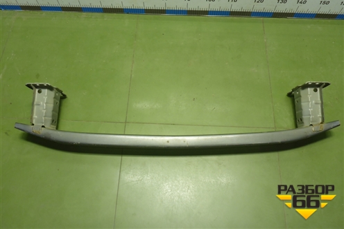 Усилитель переднего бампера (5202102120) для Toyota Auris с 2006-2012г